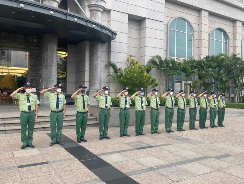 Công ty bảo vệ Hoàng Gia Zuky